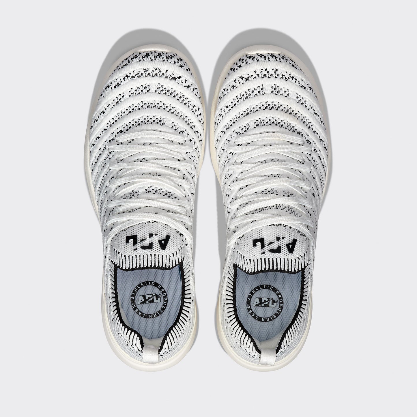 APL TechLoom Wave Ivory / Black / Ivory
