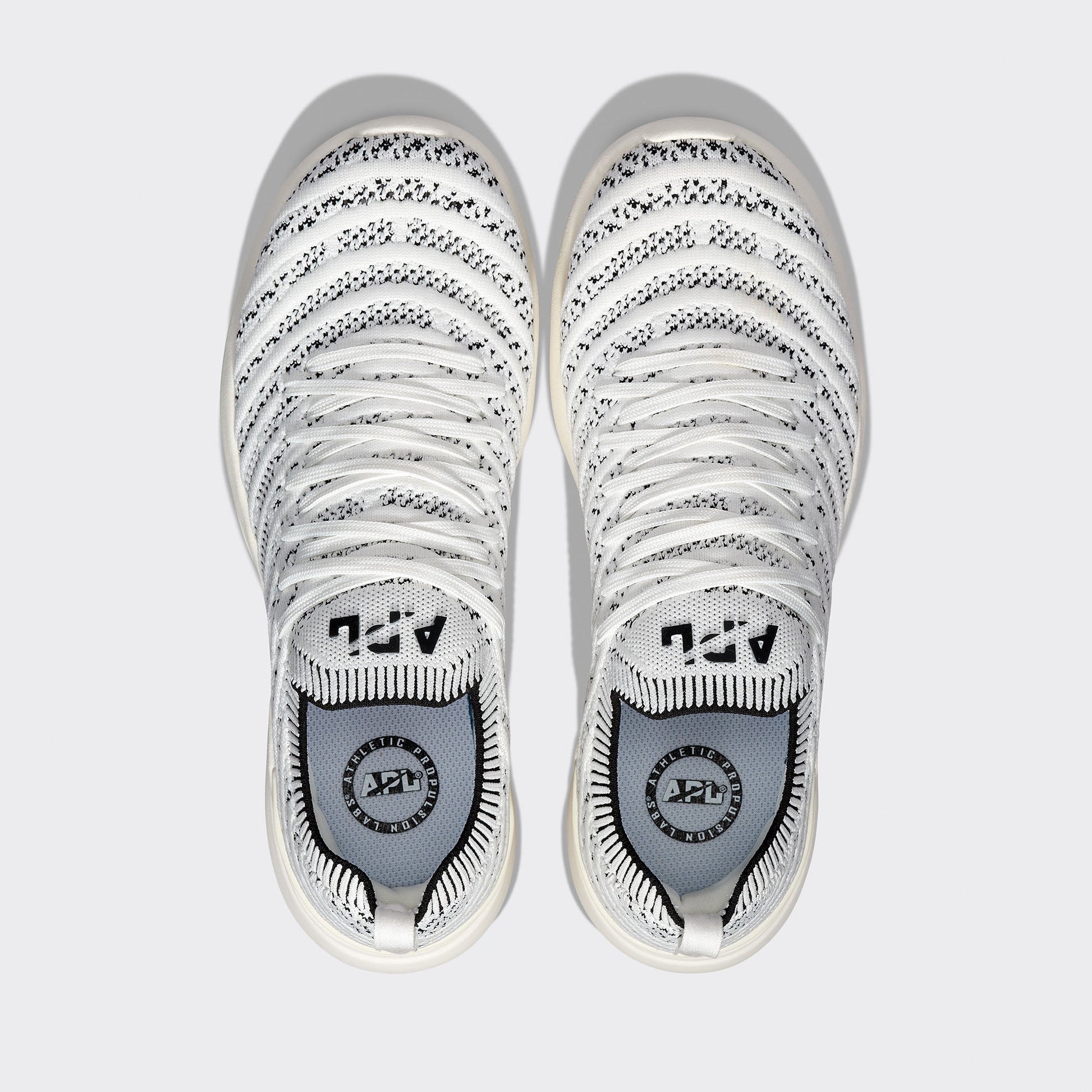 APL TechLoom Wave Ivory / Black / Ivory