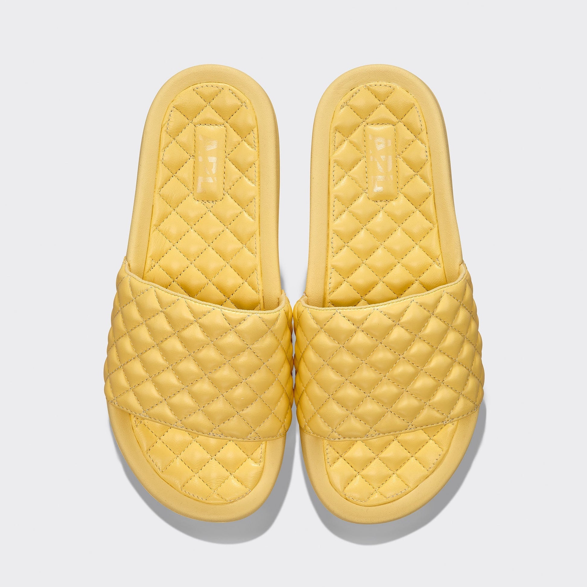 APL Lusso Slide Buttercream