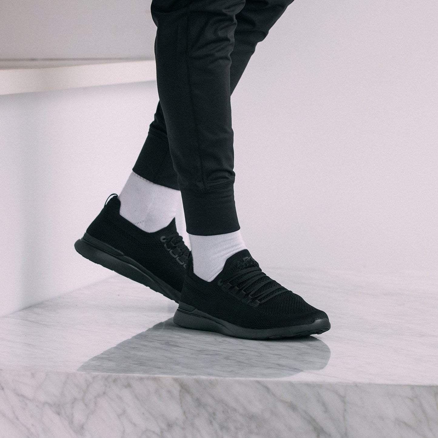 APL TechLoom Breeze Black / Black