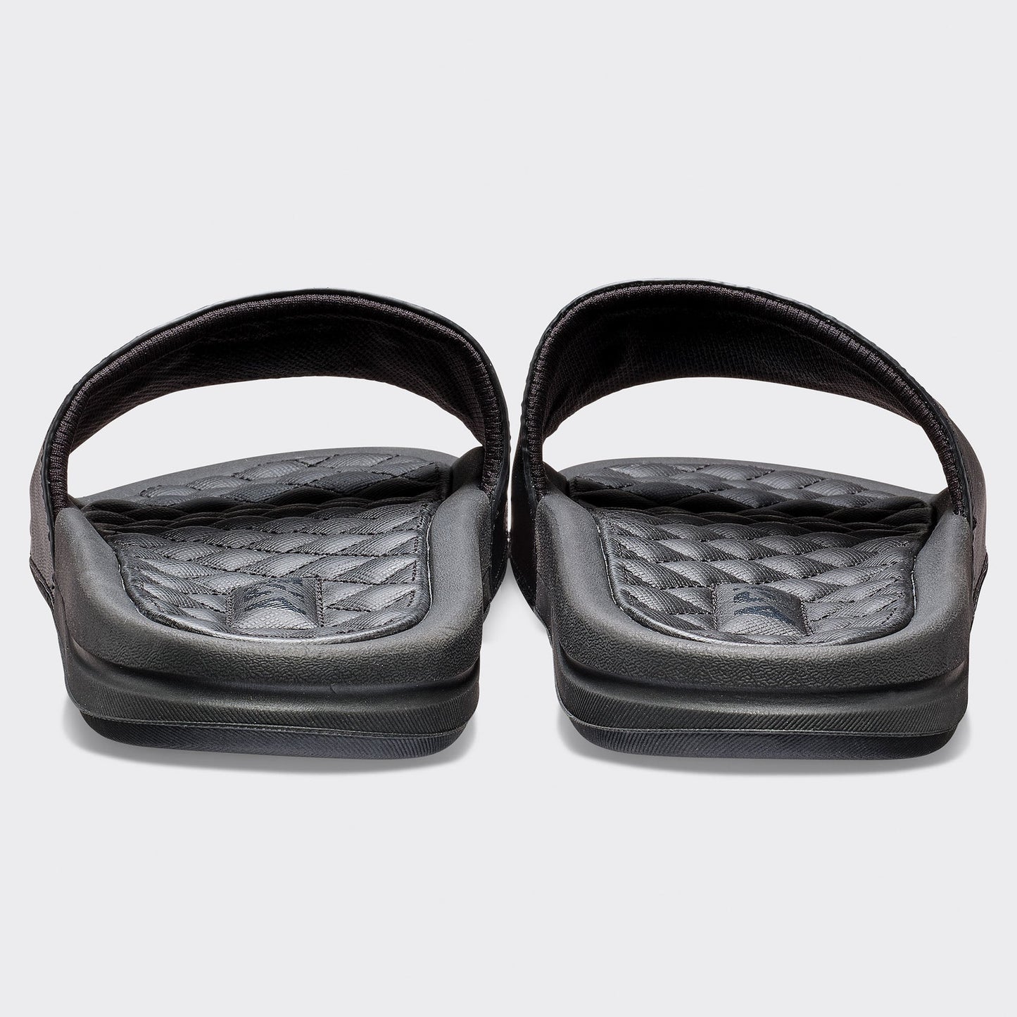 APL Lusso Logo Slide Black