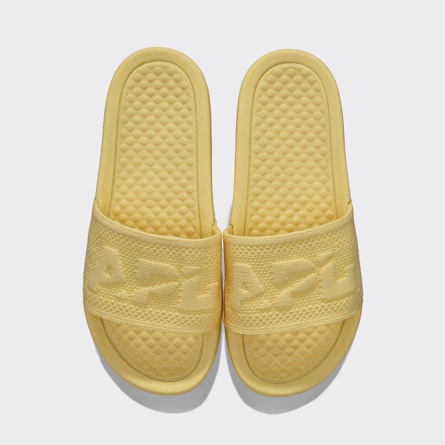 APL Big Logo TechLoom Slide Buttercream / Mellow / Speckle