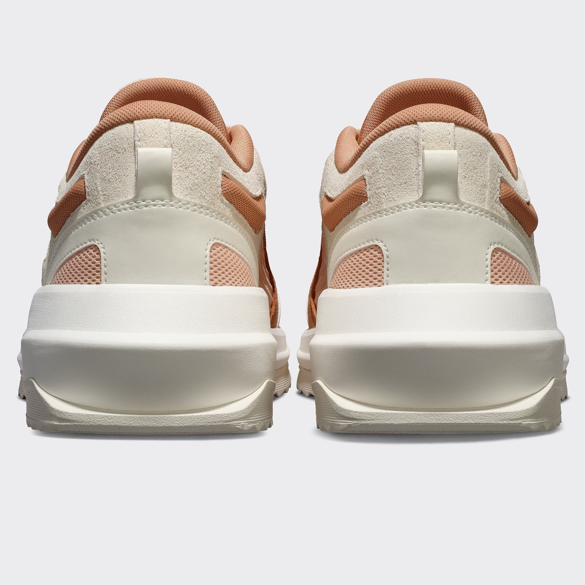 APL Jogger Desert Sand / Alabaster / Almond Butter