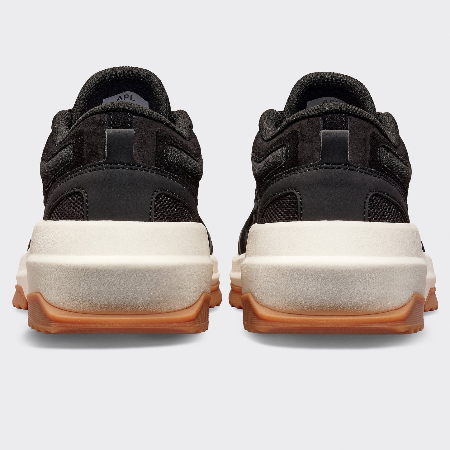 APL Jogger Black / Ivory / Gum