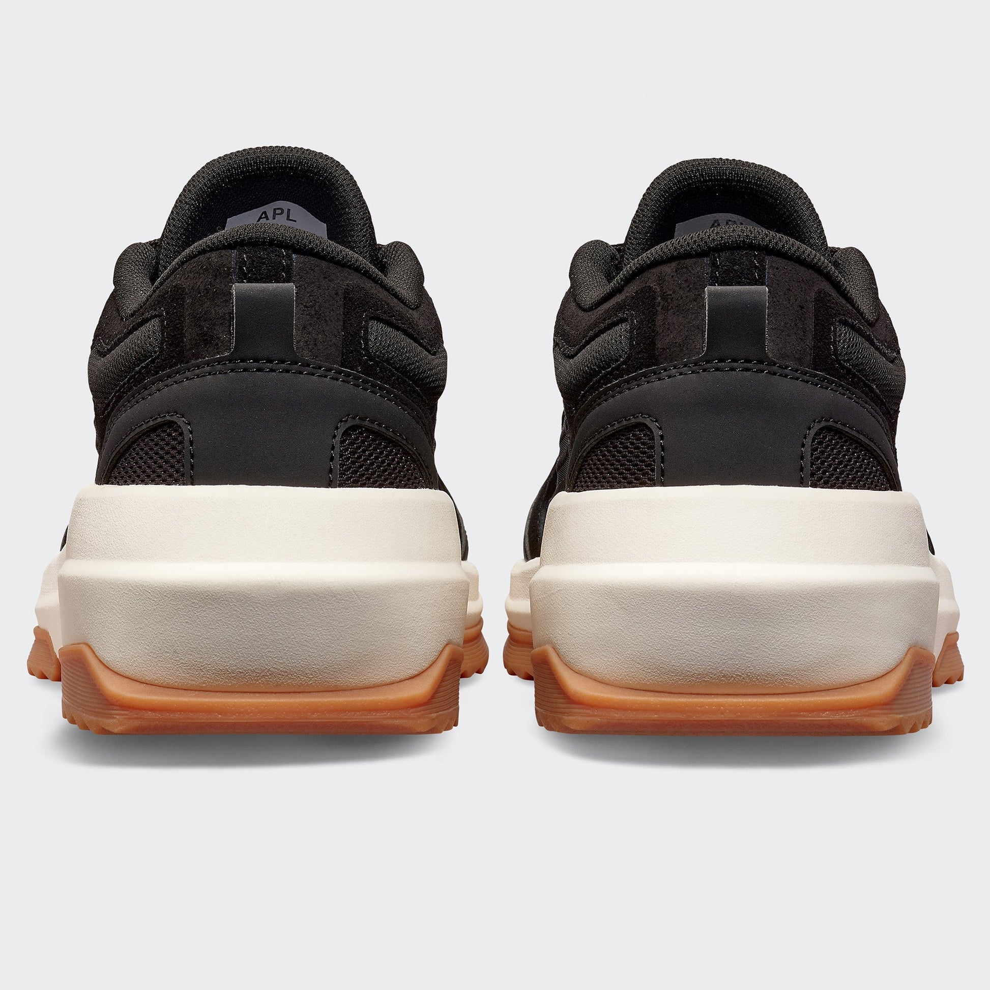 APL Jogger Black / Ivory / Gum