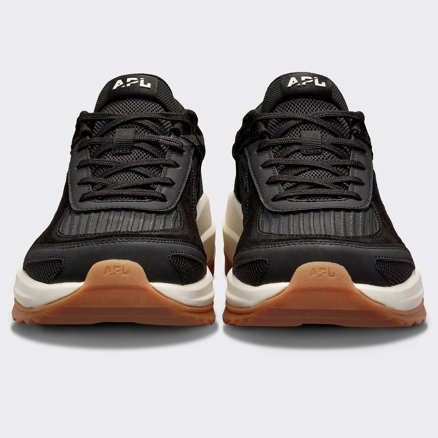 APL Jogger Black / Ivory / Gum