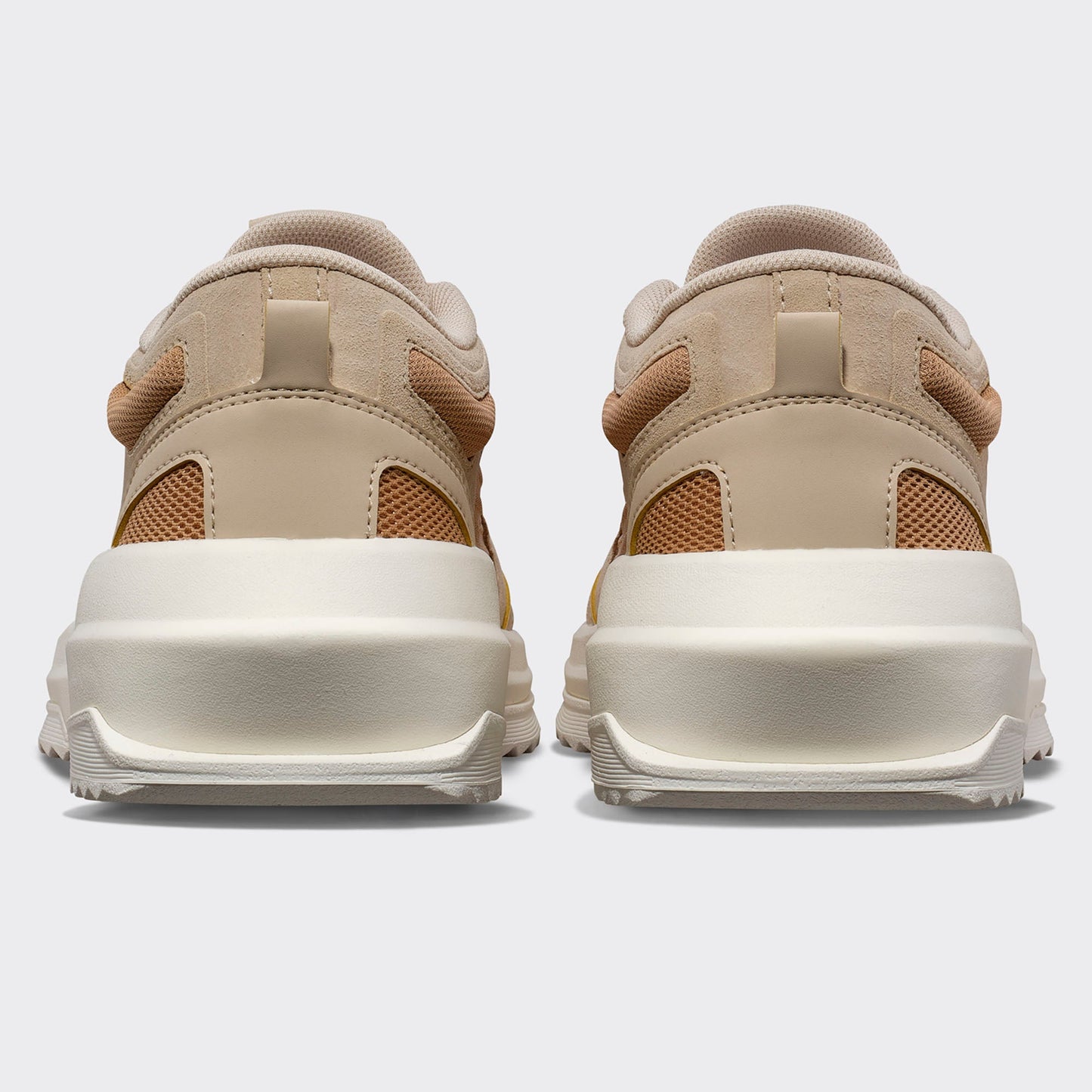 APL Jogger Beach / Tan / Ivory