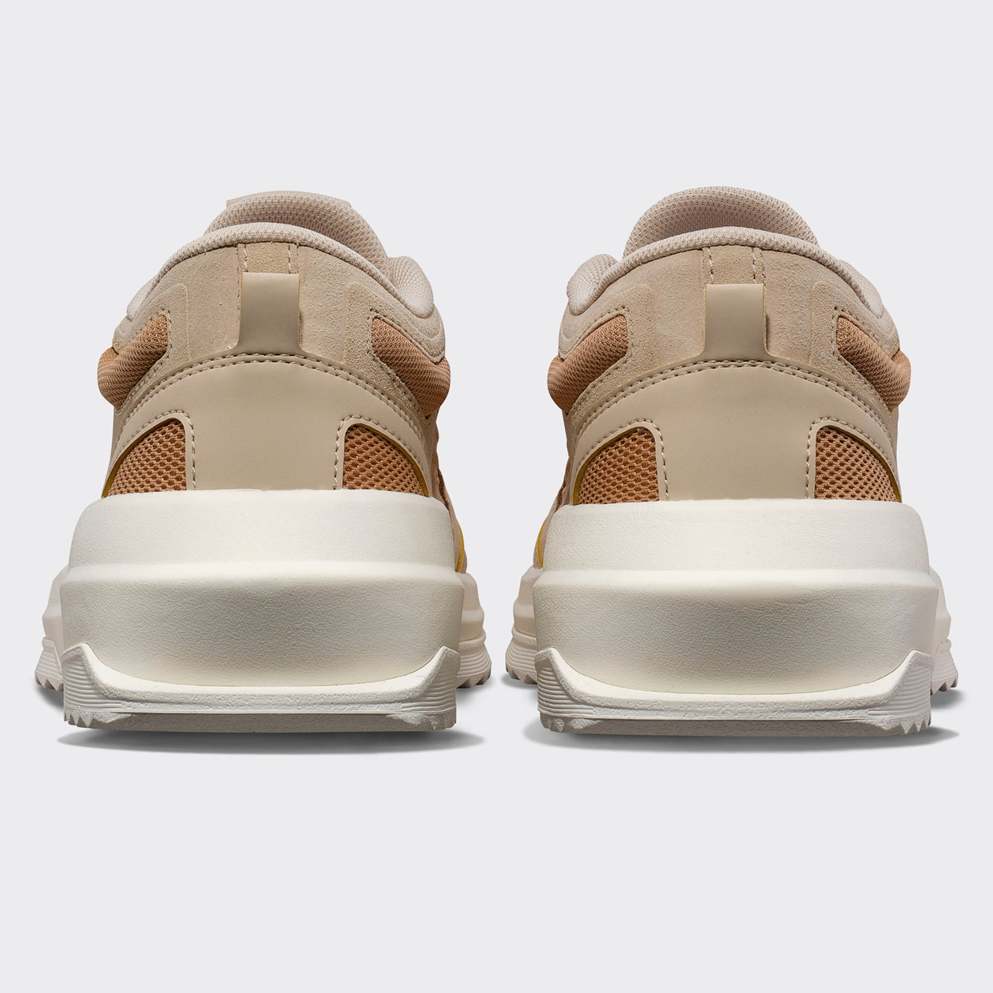APL Jogger Beach / Tan / Ivory