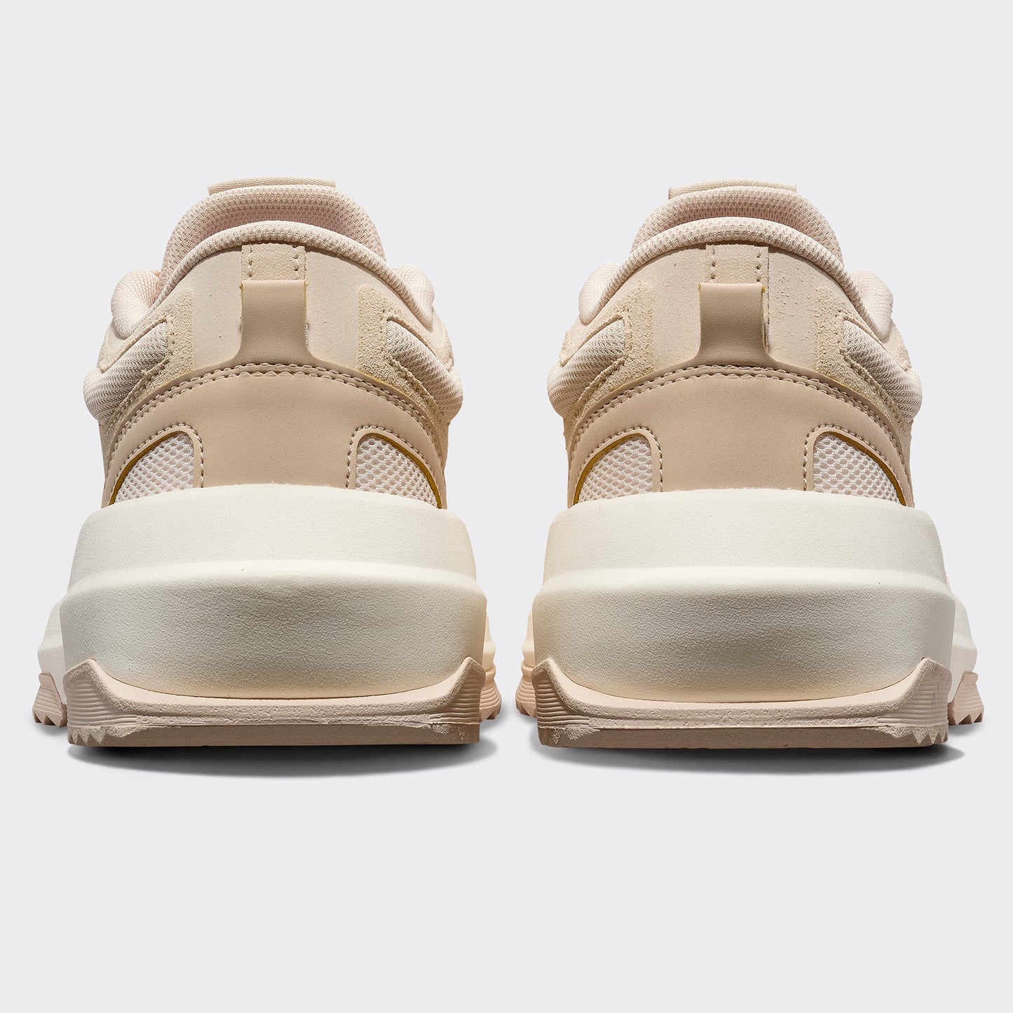 APL Jogger Beach / Alabaster / Ivory