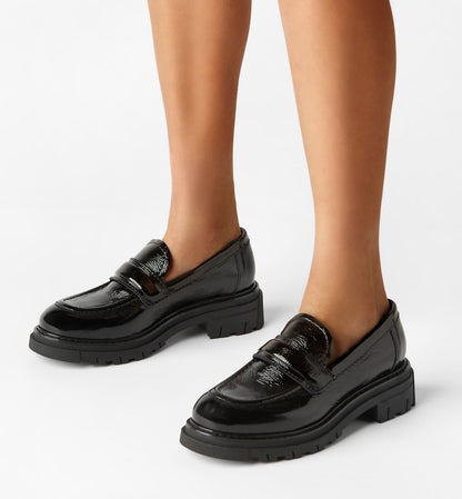 La Canadienne DELLA CRINKLE LEATHER LOAFER Women
