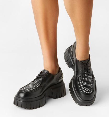 La Canadienne BURKE STUDDED CHUNKY LEATHER SHOE Women