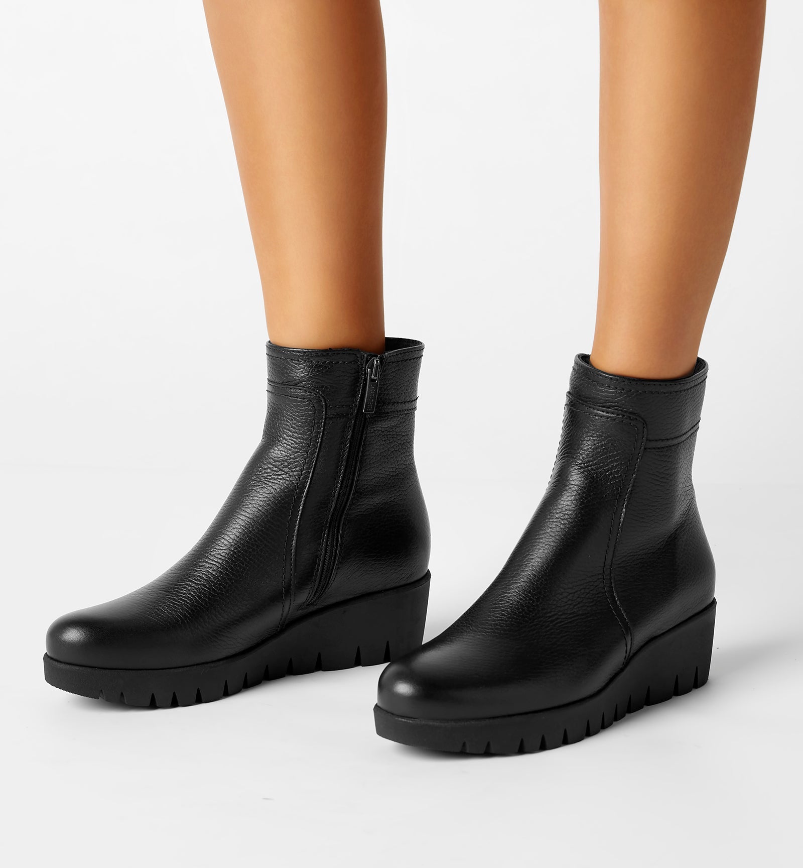 La Canadienne TOKEN PEBBLED LEATHER BOOTIE Women