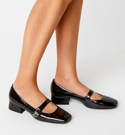 La Canadienne FLANERY PATENT LEATHER MARY JANE PUMP Women
