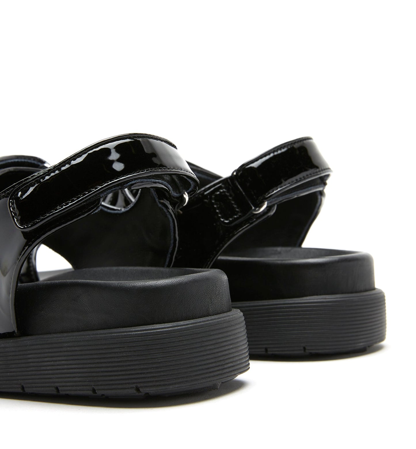 La Canadienne GILMORE PATENT LEATHER SANDAL Women