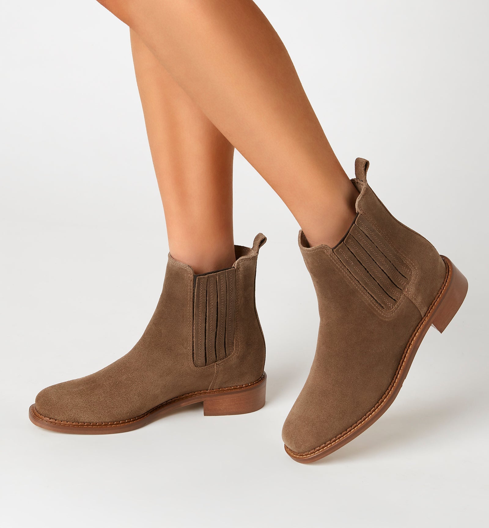 La Canadienne SERAPHINA OILED SUEDE BOOTIE Women